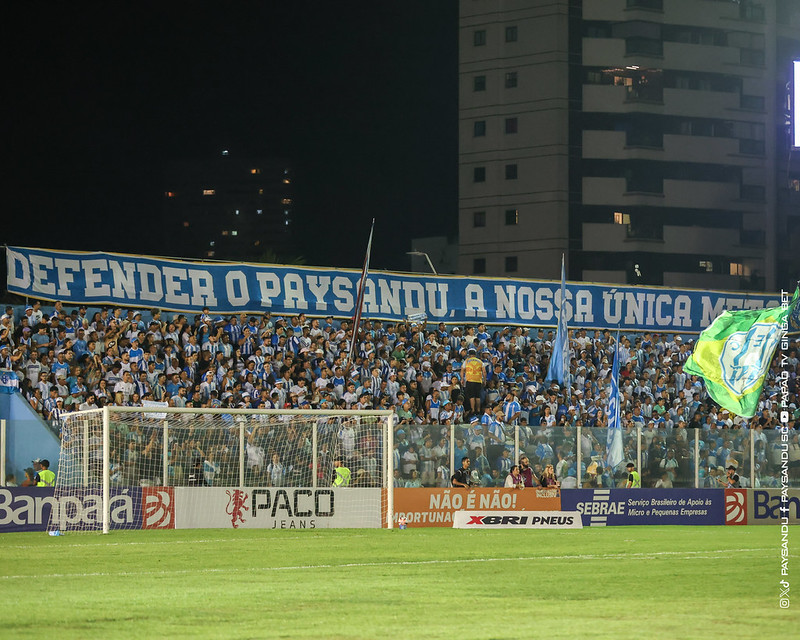 Torcida do Paysandu na Curuzu antes de jogo da Copa do Brasil