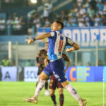 Jogadores do Paysandu comemoram gol contra a Portuguesa-RJ na Curuzu