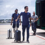 Jogadores de Santos e Remo em confronto pela Série A na Vila Belmiro