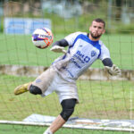 goleiro gabriel mesquita em preparacao de jogo contra o nacional am