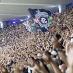 Torcida do Remo no Mangueirão antes do jogo contra o Vasco pela Série A