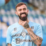 Matheus Vargas em treino do Paysandu durante processo de recuperação