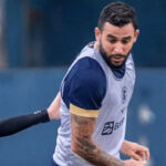 Marcelinho é dúvida contra o Botafogo