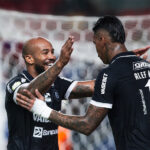 Remo comemora vitória sobre o Bahia no Mangueirão pela Copa do Brasil