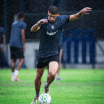 Leonel Picco do Remo treina antes do jogo contra o São Paulo