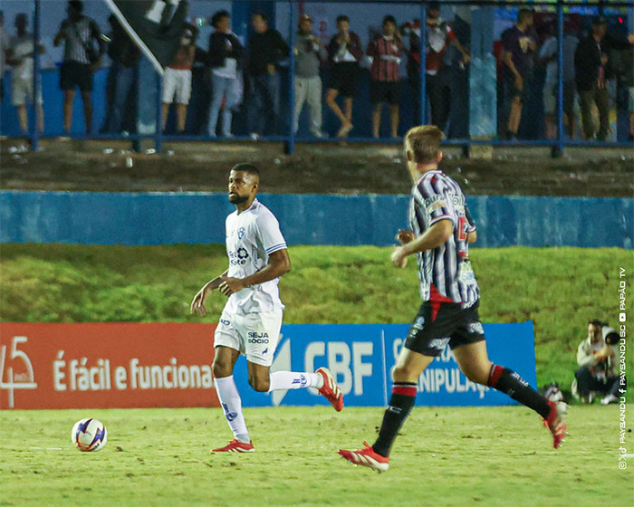 Jogadores de Paysandu e Anápolis na final da Copa Verde 2026