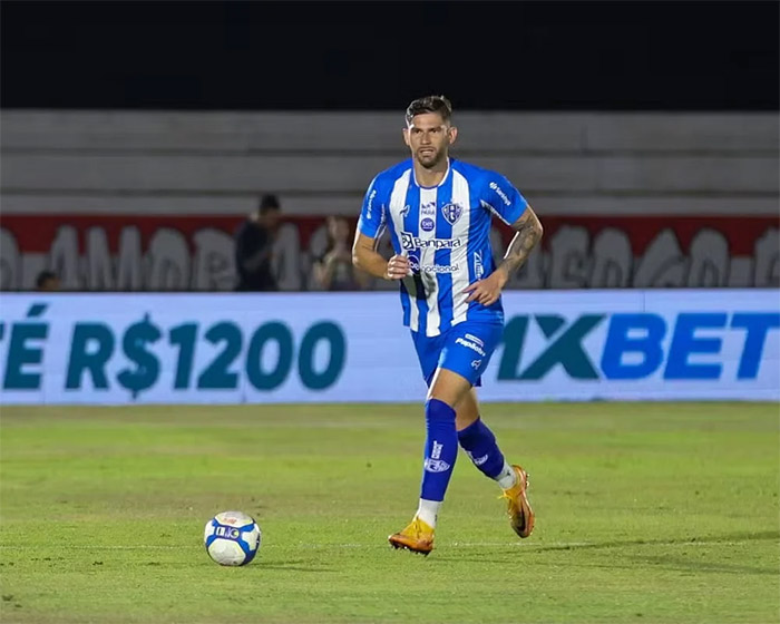 Yeferson Quintana durante partida pelo Paysandu no Mangueirão