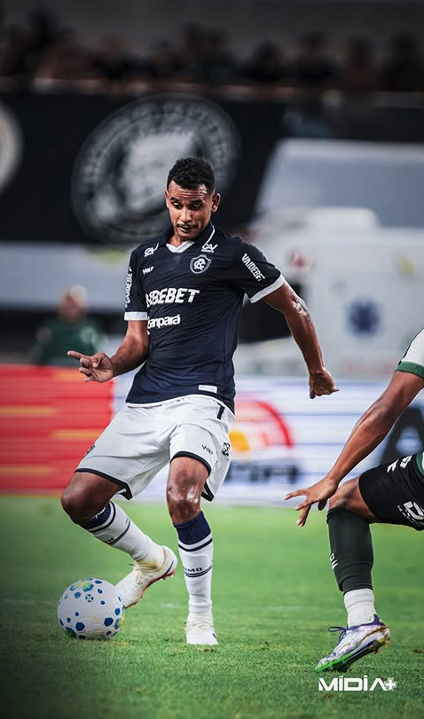 Remo perde para o Coritiba por 3 a 2 no Mangueirão pelo Brasileirão