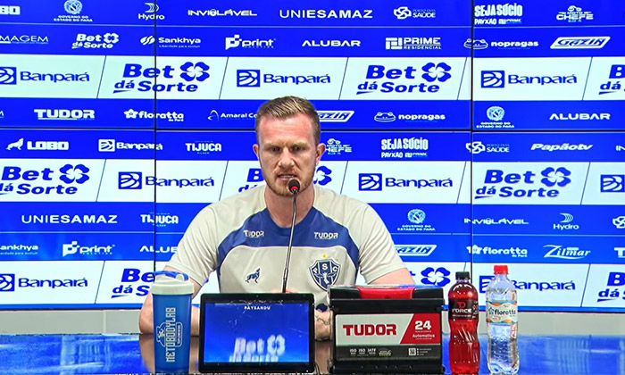 Jean Drogn durante entrevista coletiva do Paysandu